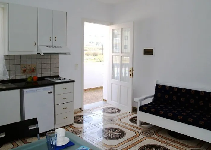 Athena Pallas Apartmanhotel Arkásza