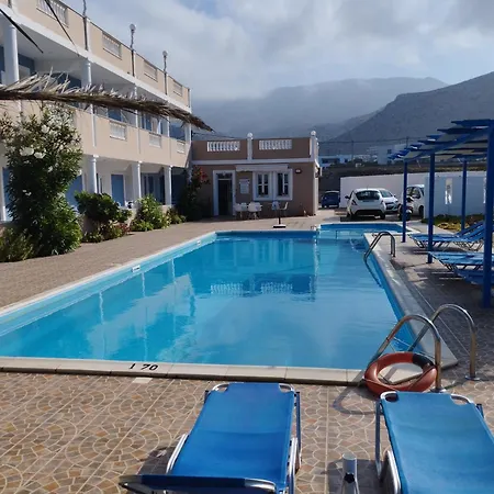 Athena Pallas شقة فندقية