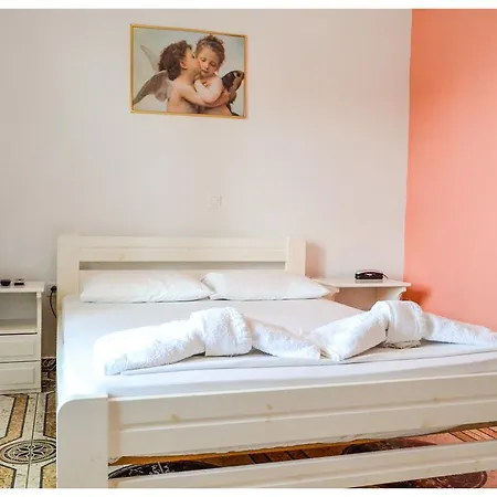 Athena Pallas Aparthotel